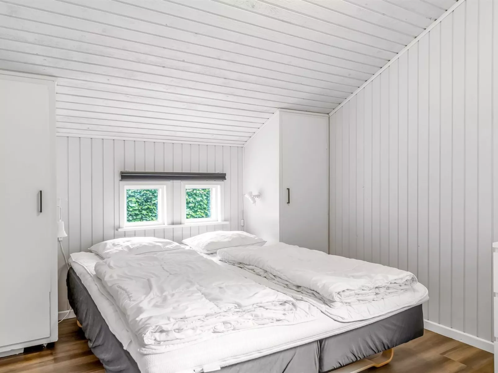 "Corinna" - 28km from the sea-Binnen