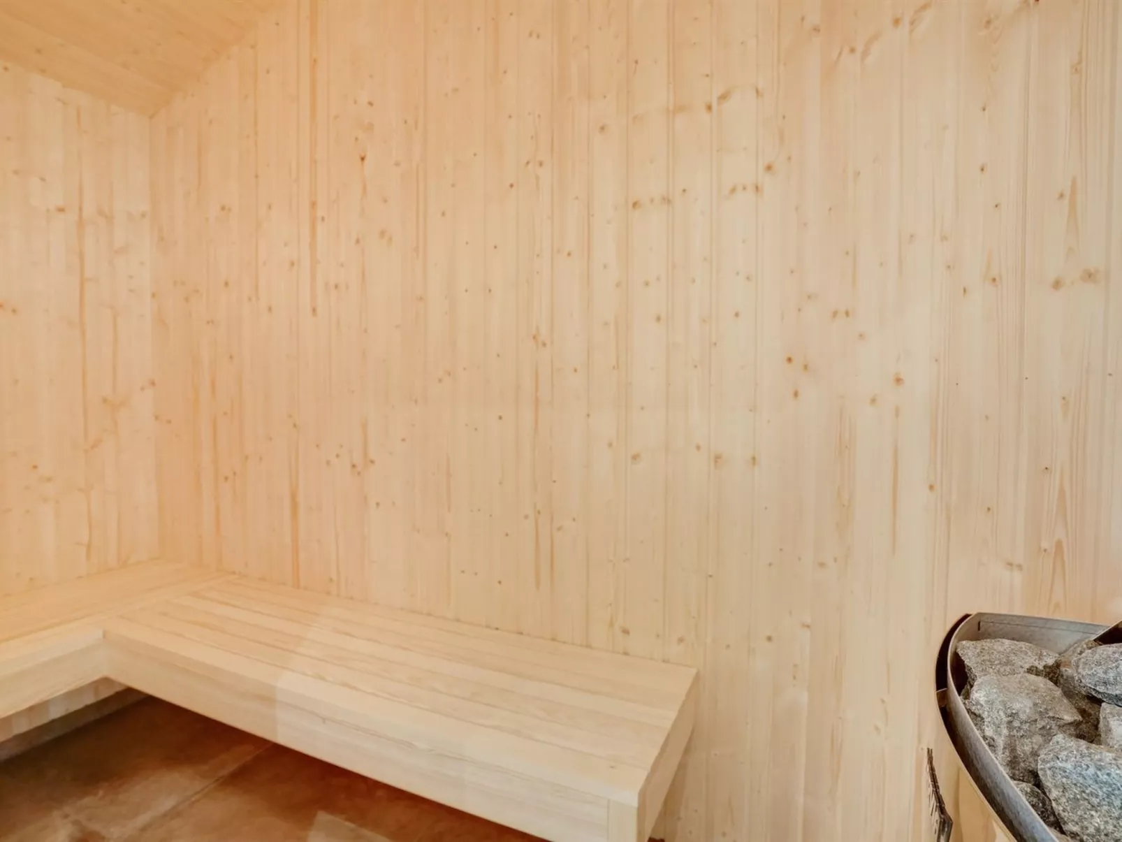 "Eylar" - 28km from the sea-Binnen