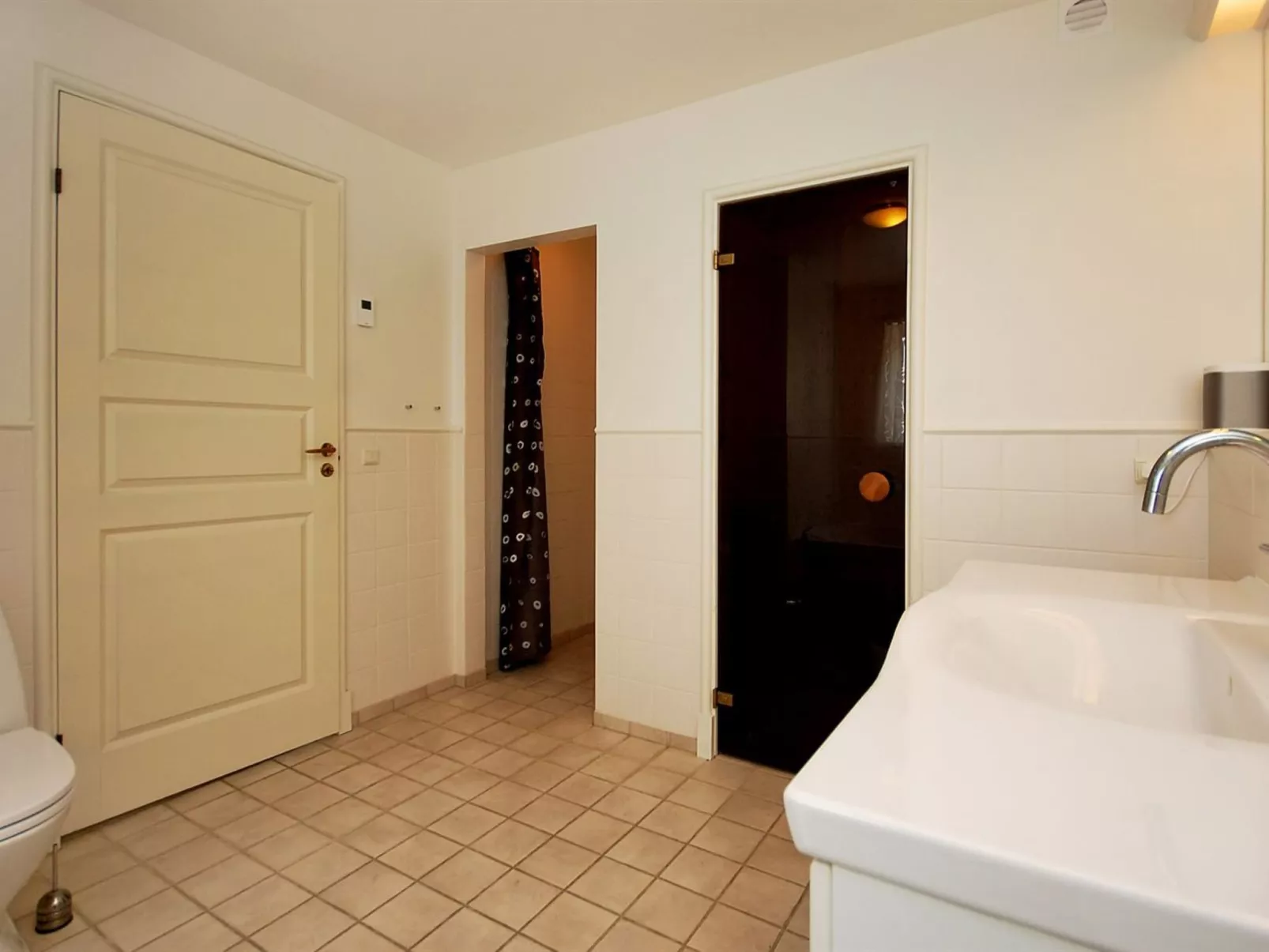 "Alita" - 1.2km from the sea-Binnen