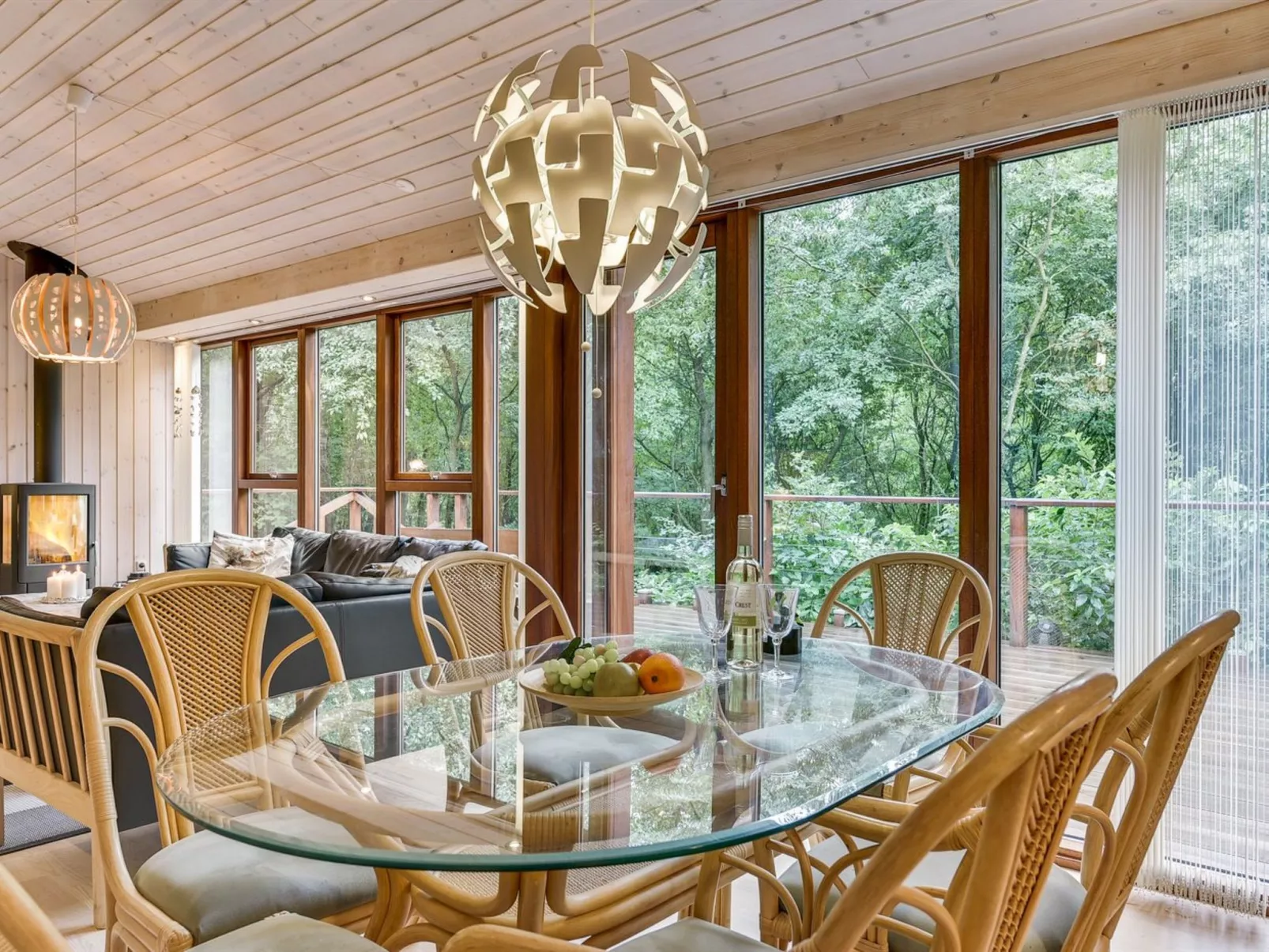 "Nelie" - 40km from the sea-Binnen