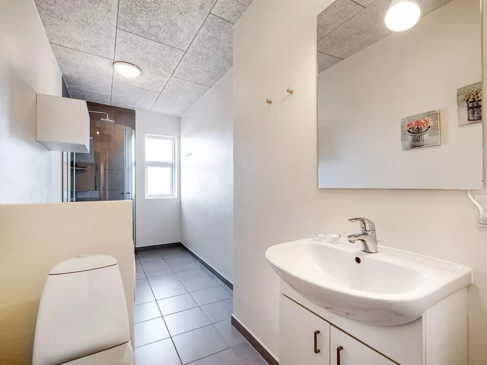 "Hedevig" - 800m to the fjord-Binnen