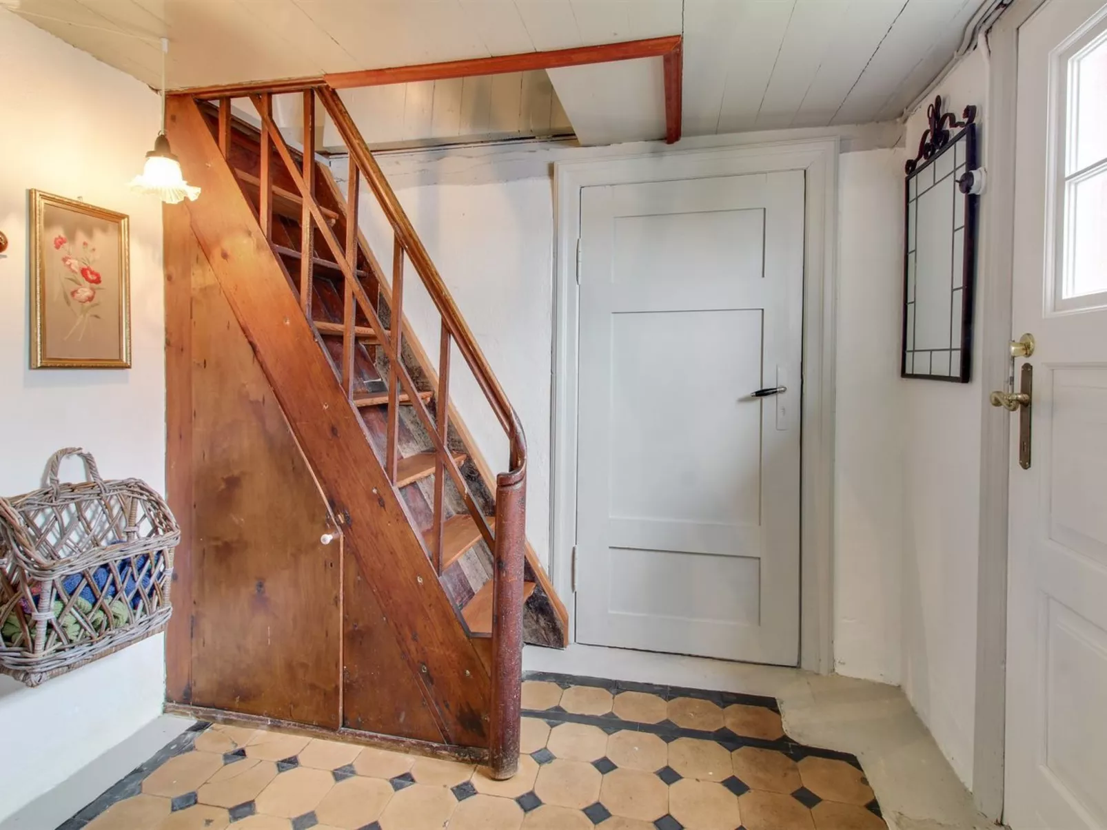 "Saarah" - 25km from the sea-Binnen