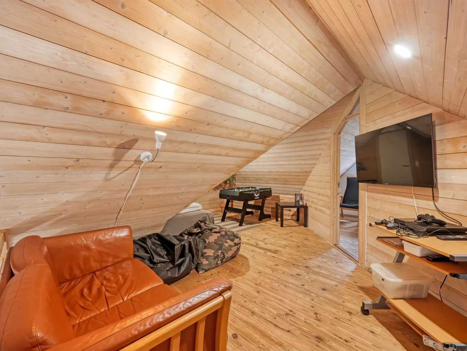 "Dorris" - 4.3km from the sea-Binnen