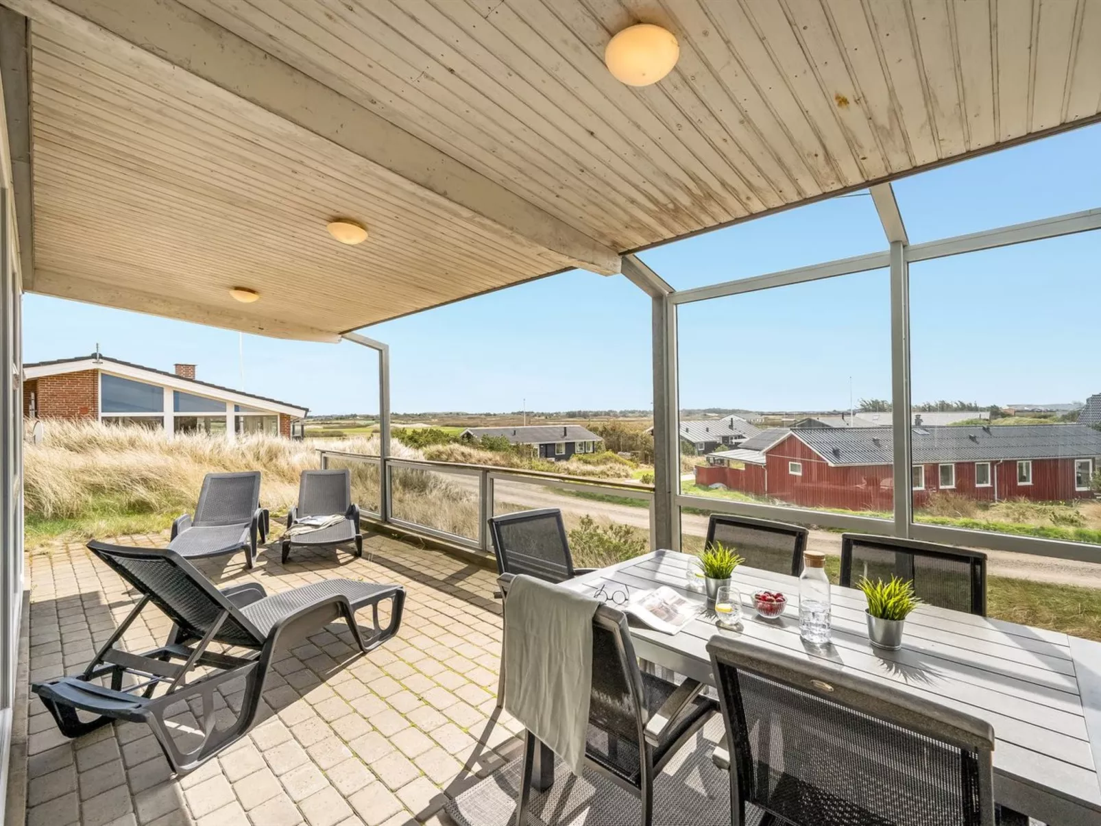 "Emelin" - 475m from the sea-Buiten