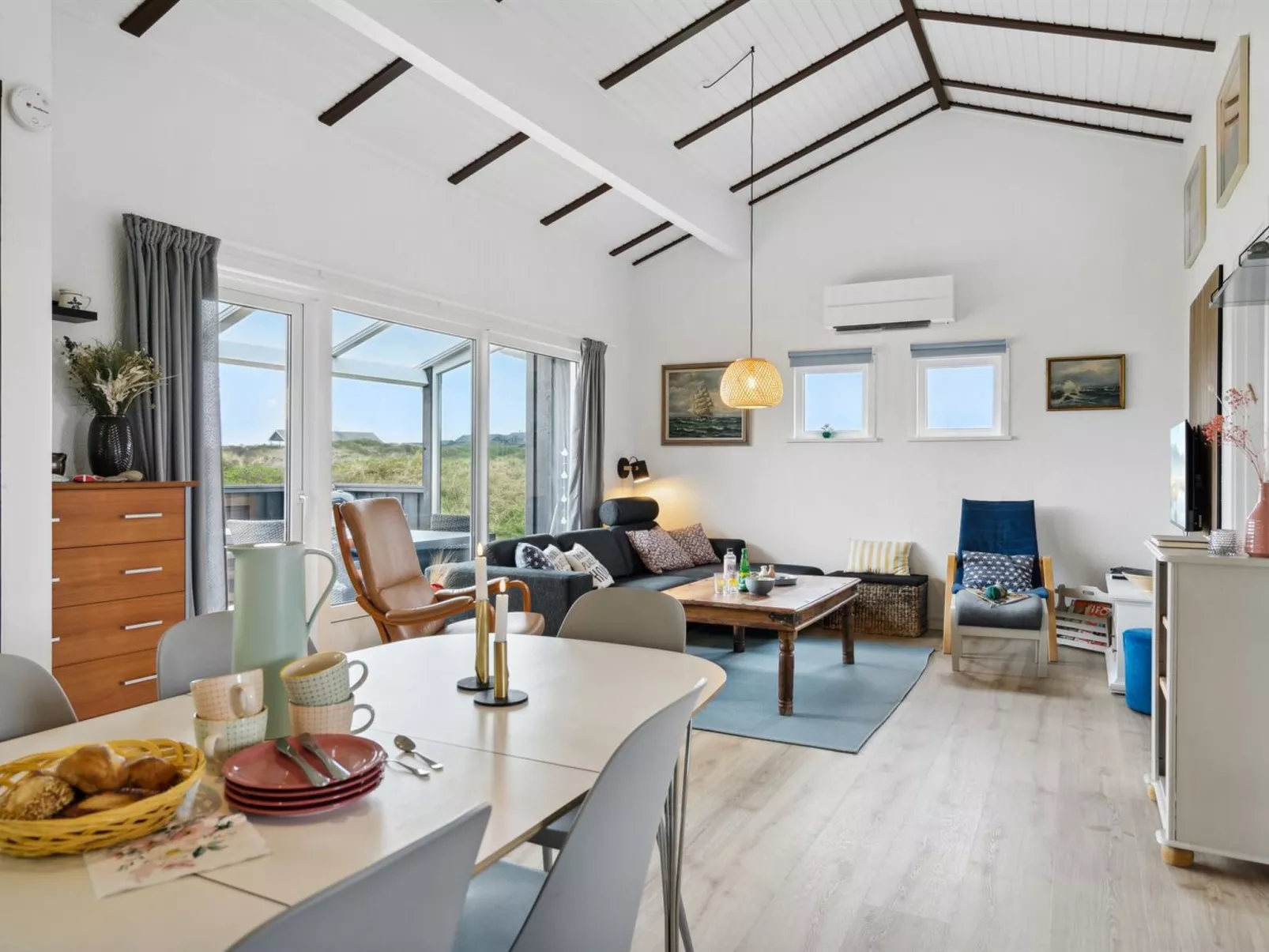 "Boris" - 250m from the sea-Binnen