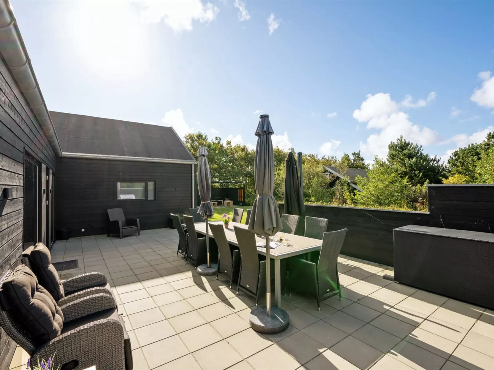 "Tinella" - 250m to the fjord-Buiten