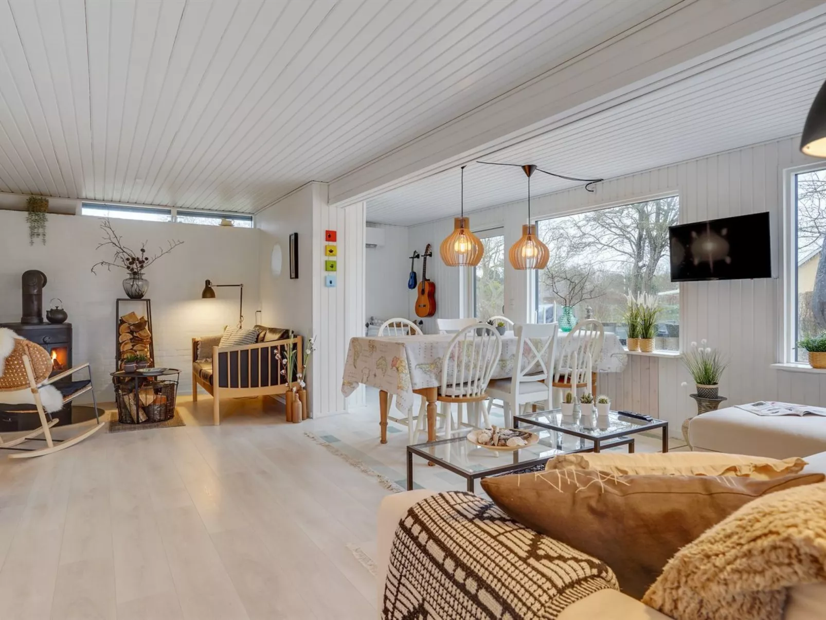 "Elma" - 350m from the sea-Binnen