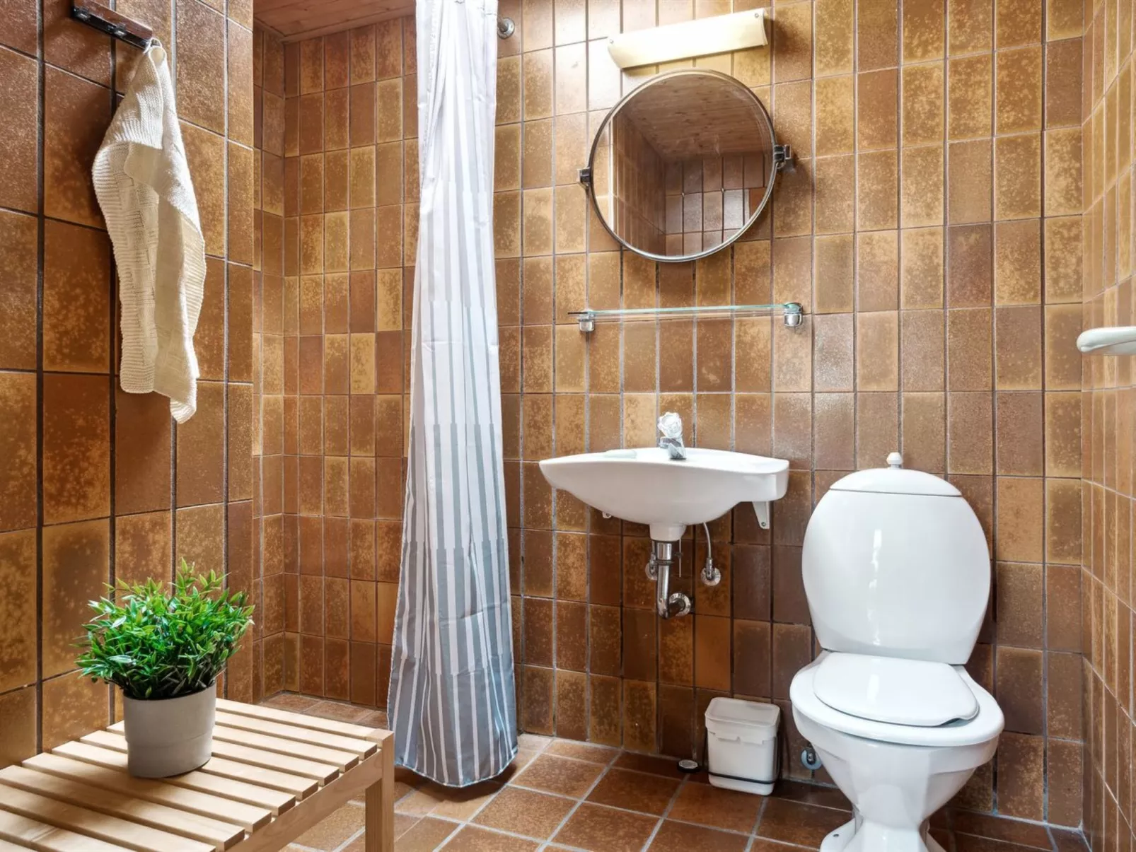 "Rina" - 250m from the sea-Binnen