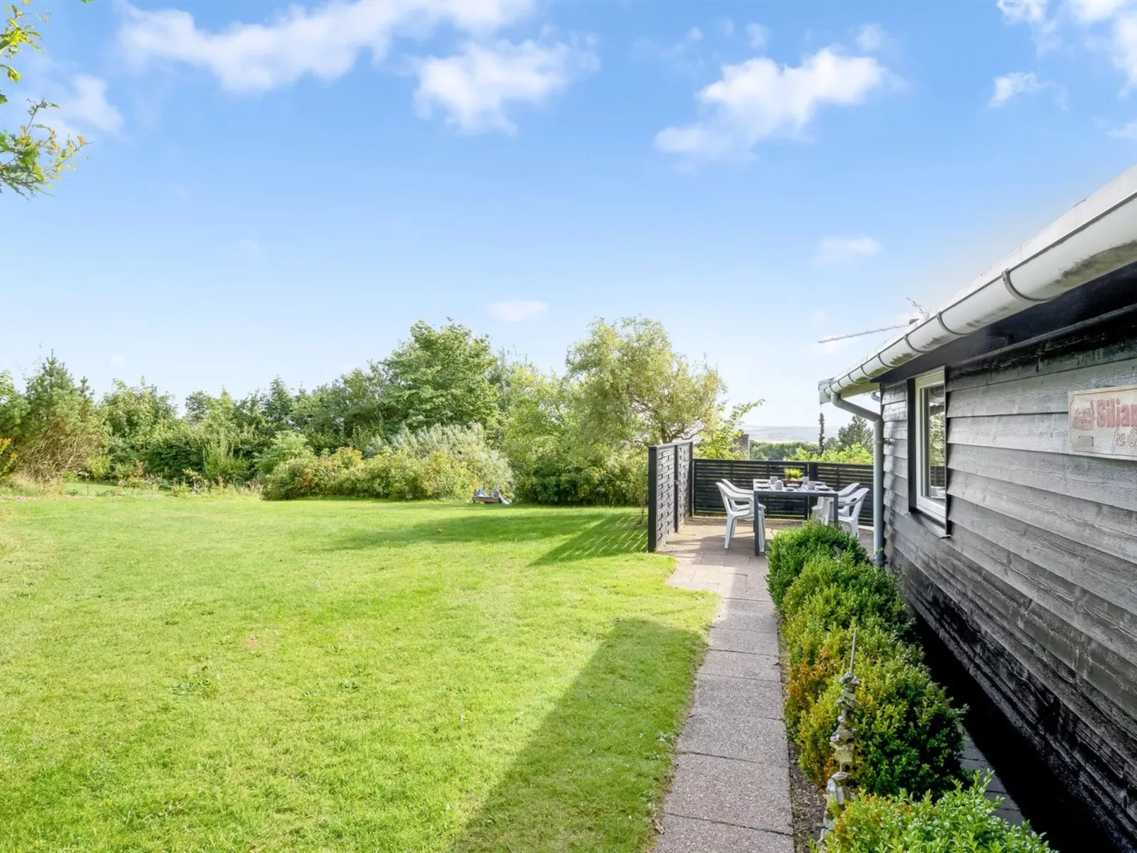 "Dimo" - 300m to the fjord-Buiten