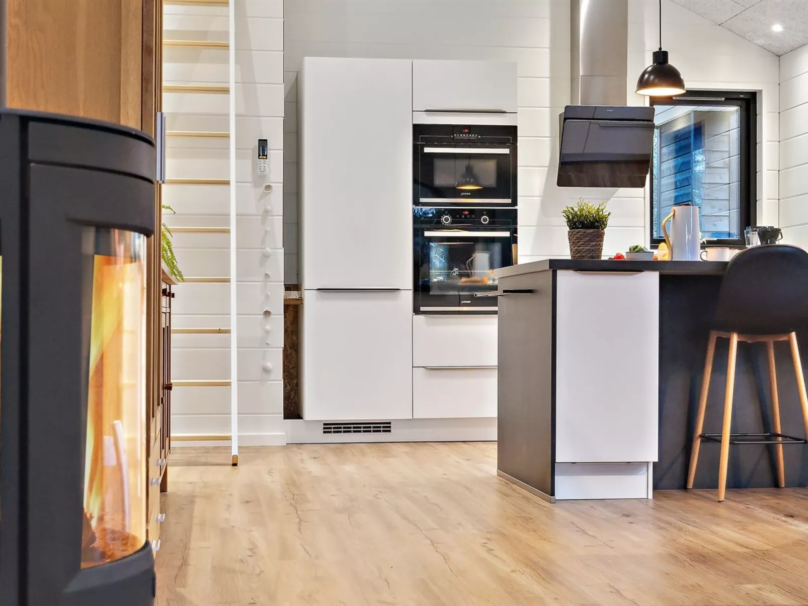 "Skakke" - 900m from the sea-Binnen