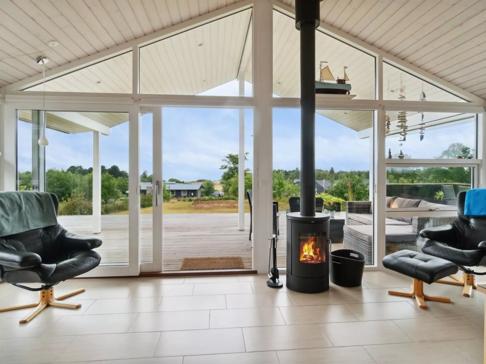 "Esmeralda" - 350m from the sea-Binnen