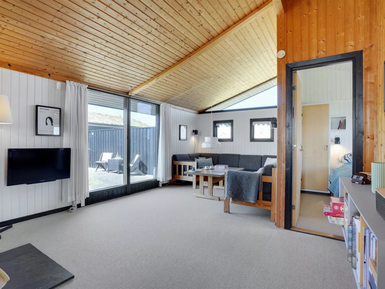 "Ilmari" - 190m from the sea-Binnen