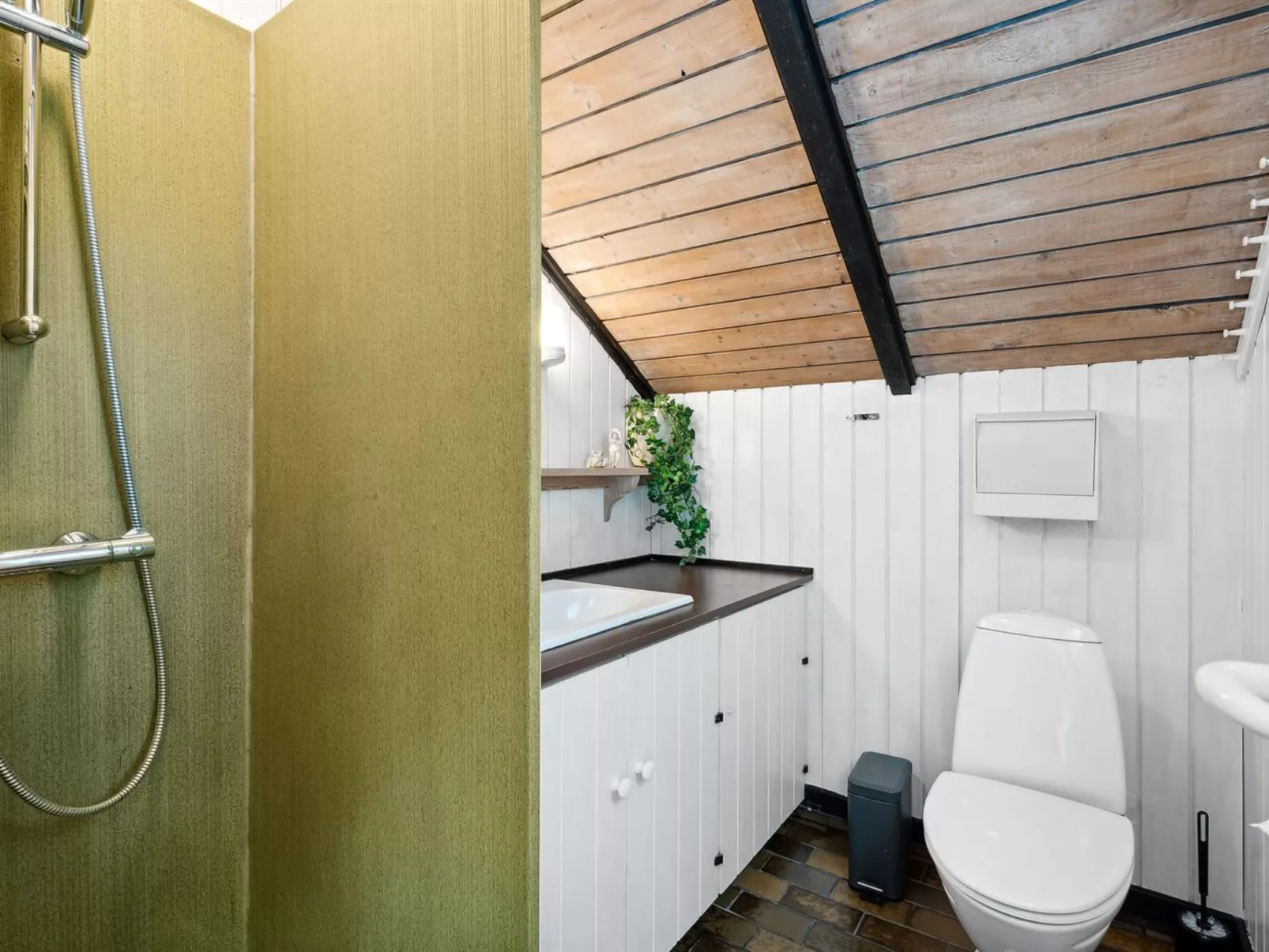 "Anselma" - 30km from the sea-Binnen