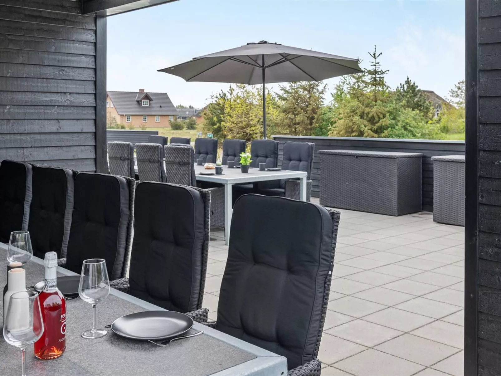 "Jonne" - 200m to the fjord-Buiten