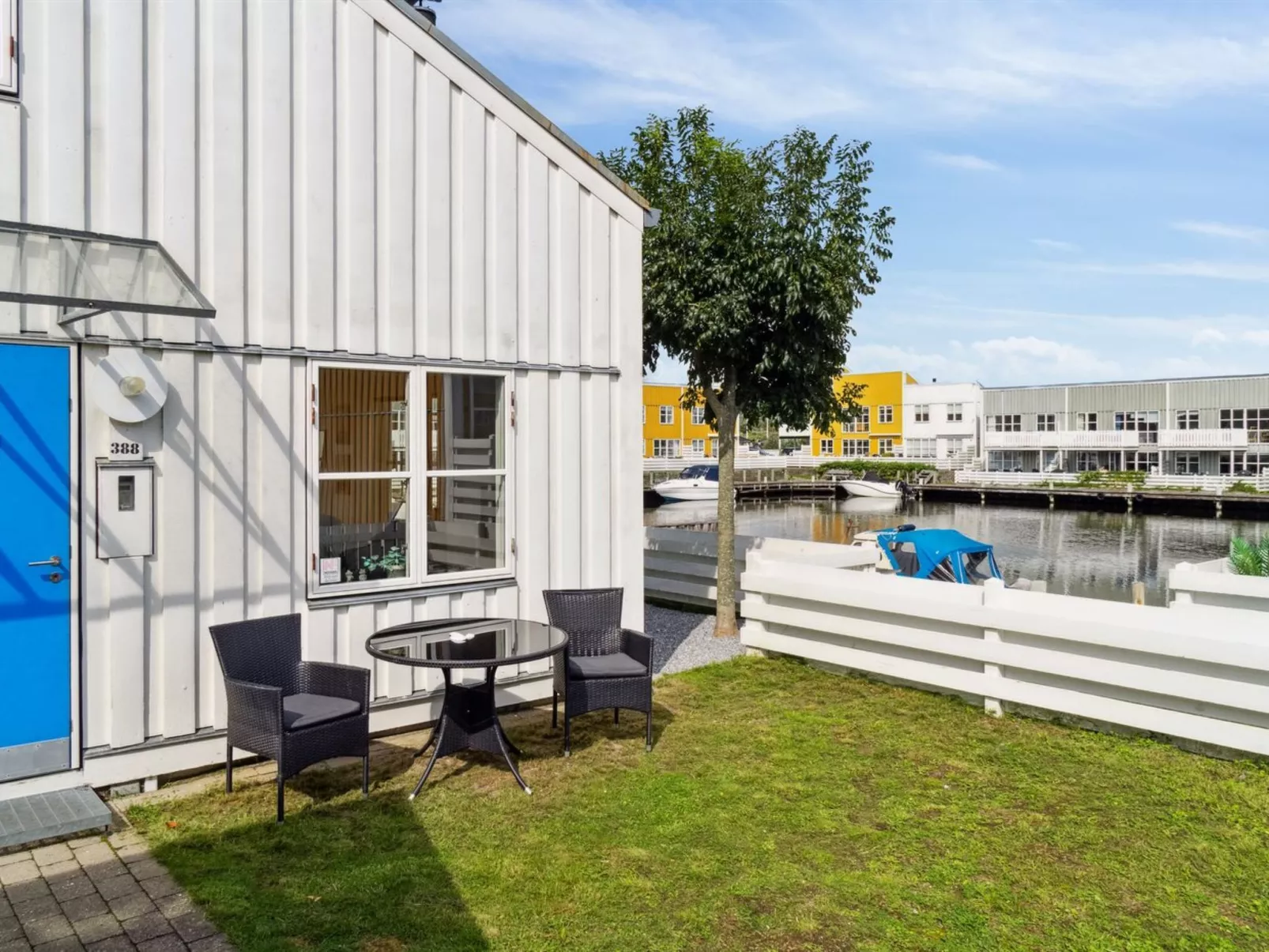 "Annlis" - 5m from the sea-Buiten