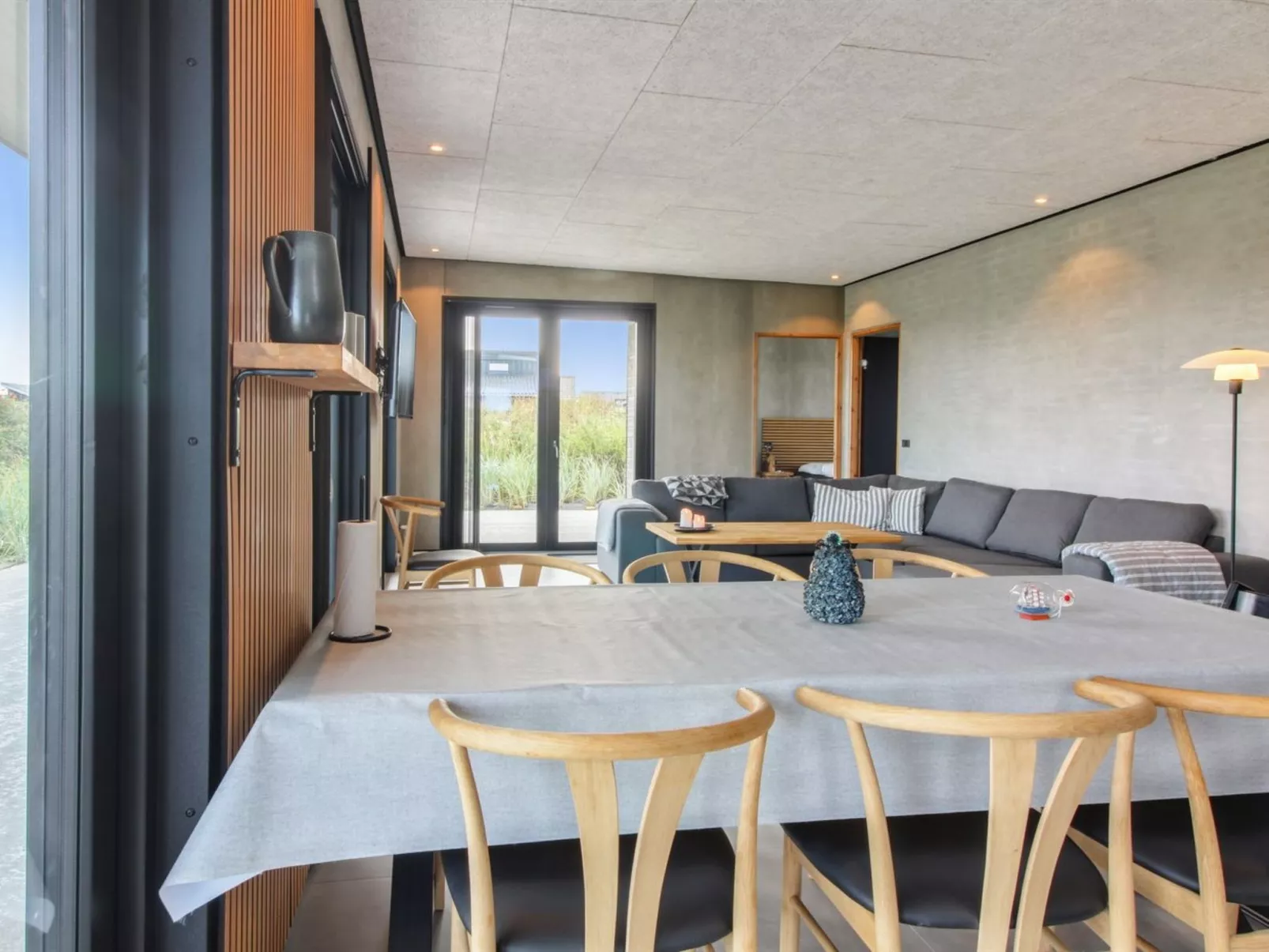 "Lima" - 200m from the sea-Binnen