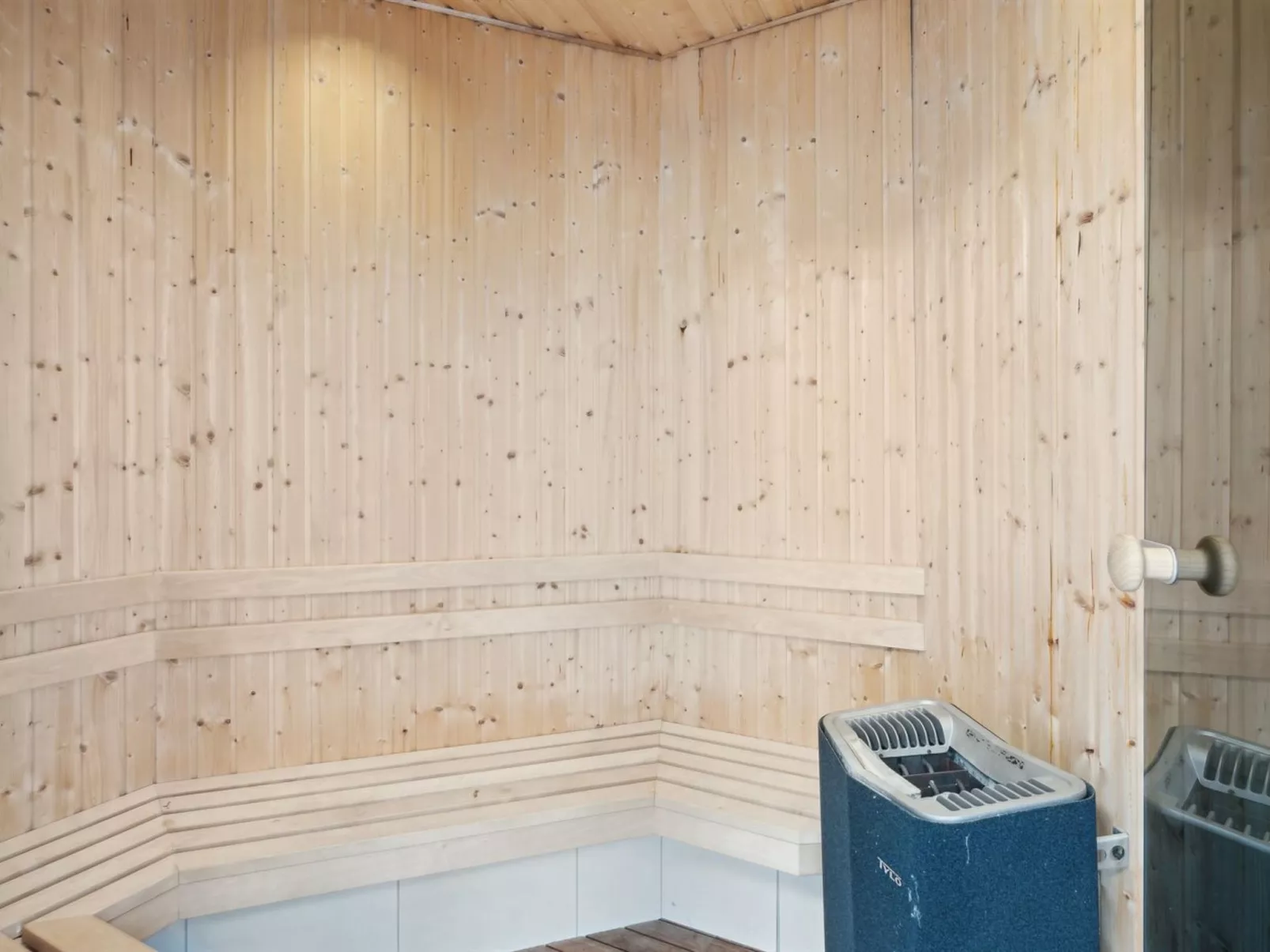 "Edo" - 575m from the sea-Binnen