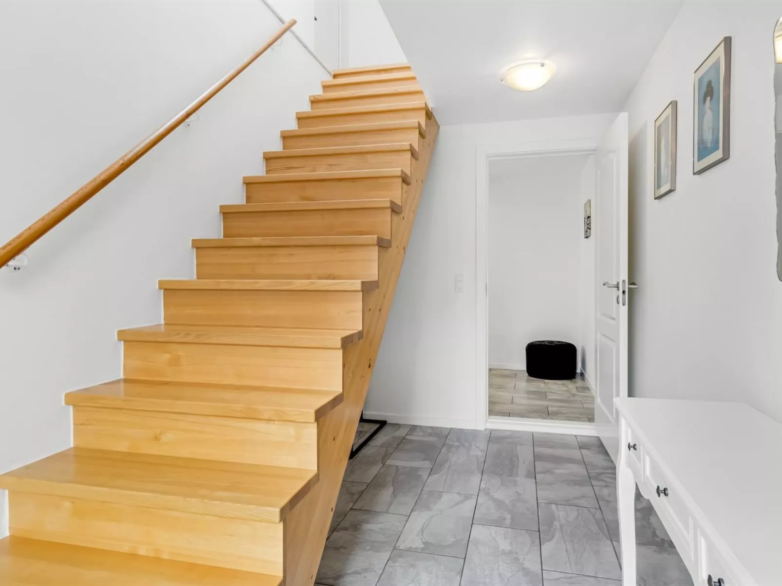 "Aliza" - 14km from the sea-Binnen