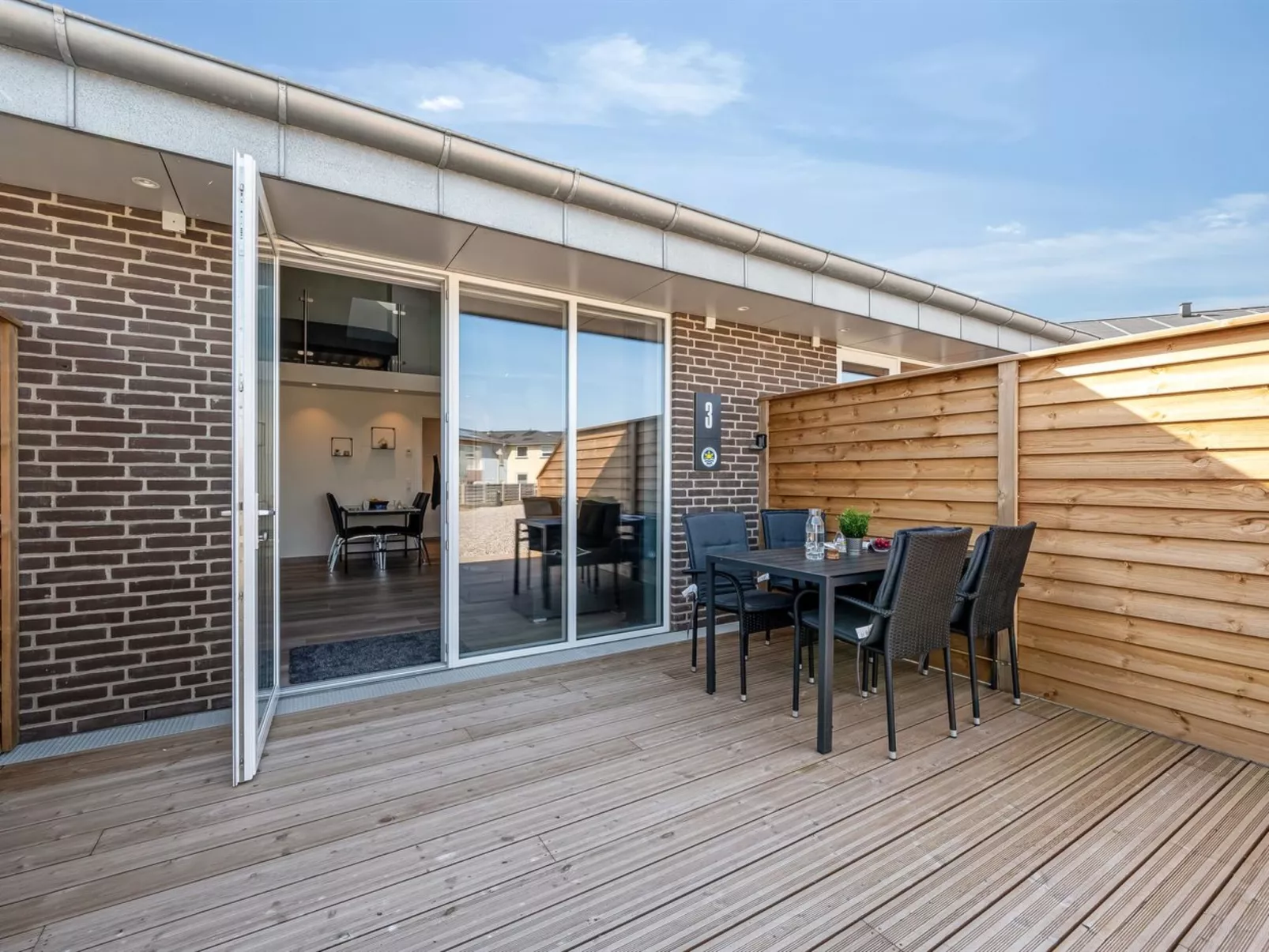 "Els" - 100m to the fjord-Buiten