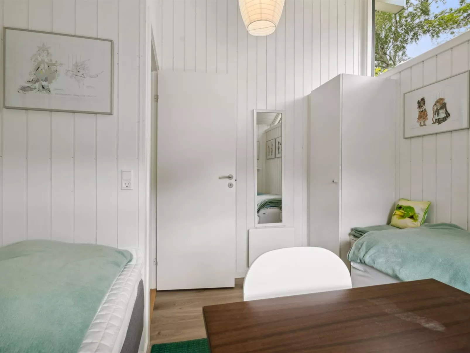 "Anett" - 375m from the sea-Binnen