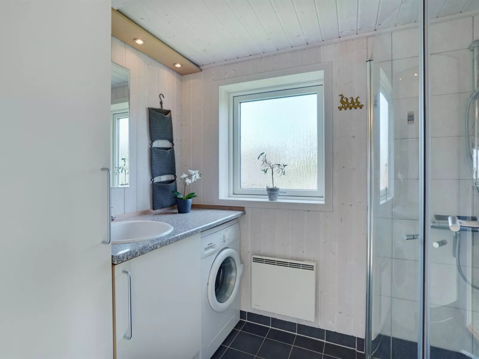 "Liutulf" - 40m from the sea-Binnen