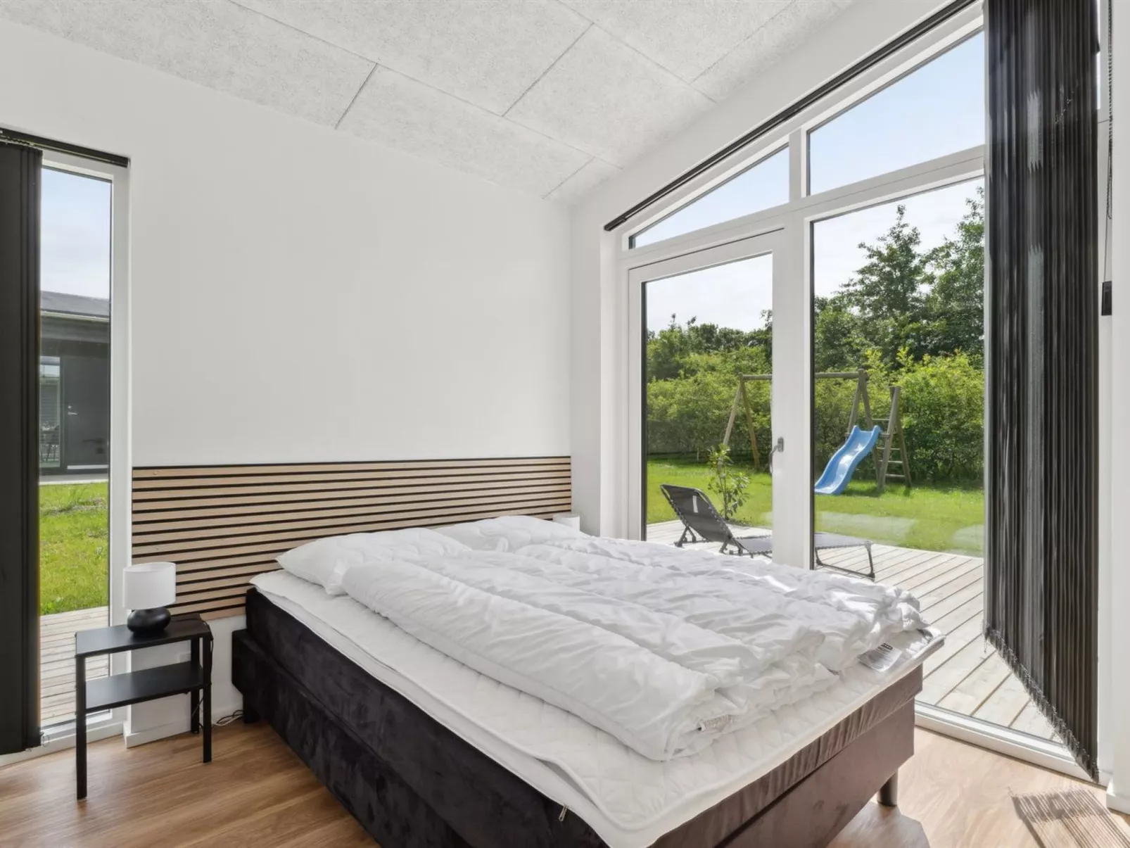 "Nissine" - 300m from the sea-Binnen