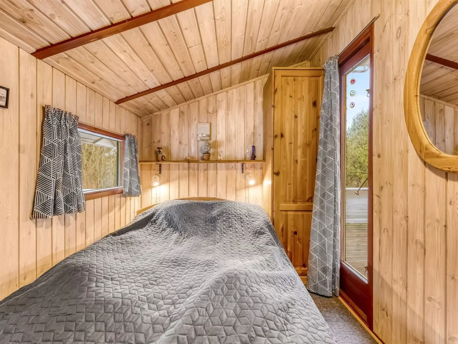 "Elpida" - 2km from the sea-Binnen