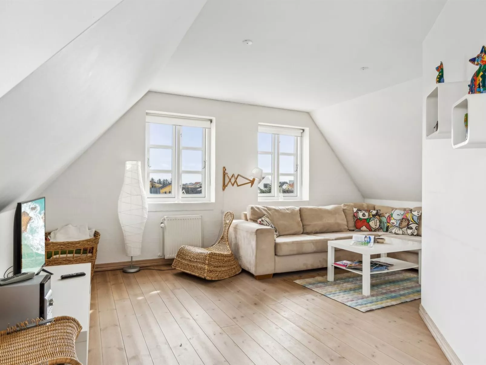 "Birtir" - 200m from the sea-Binnen