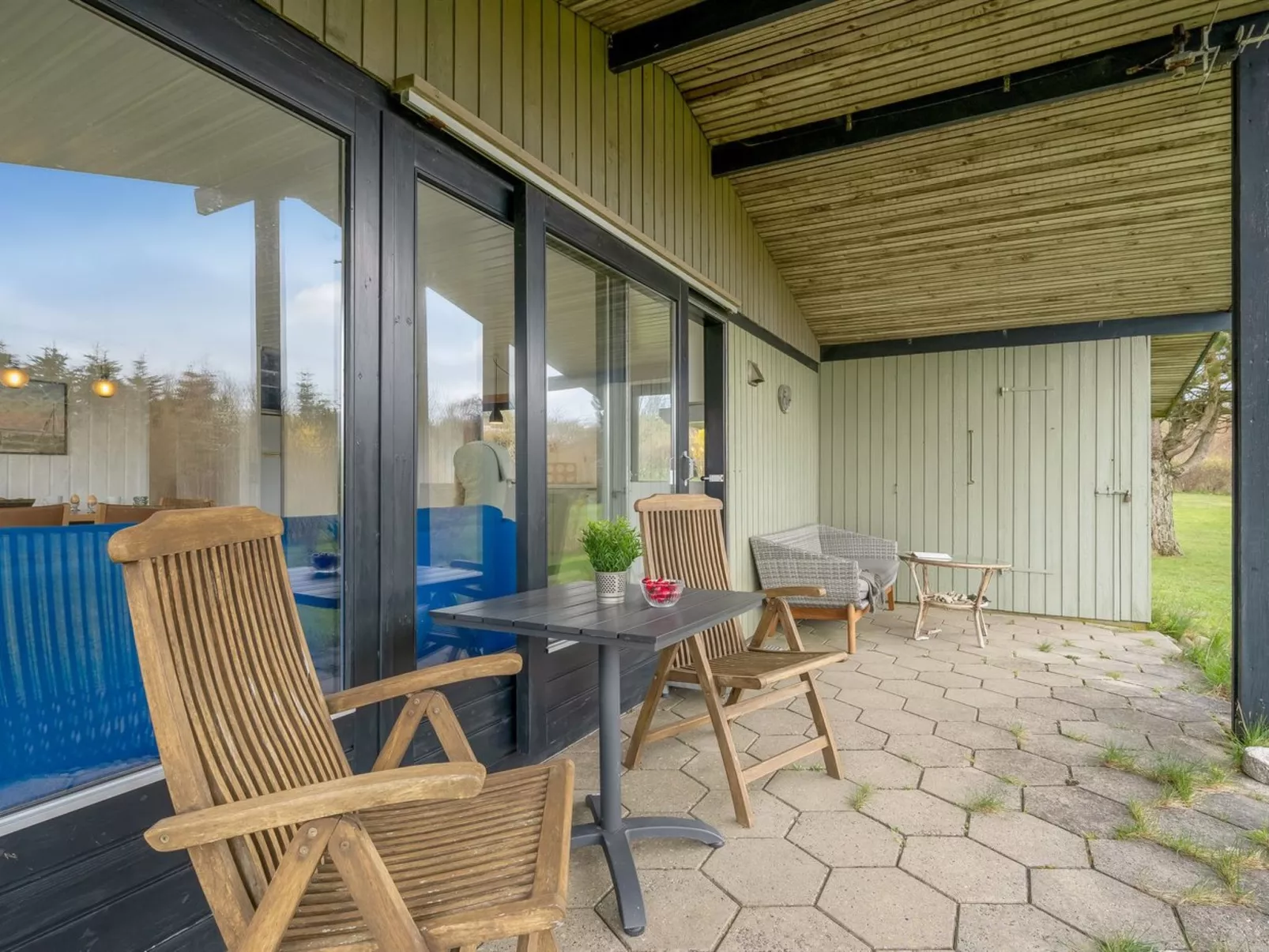 "Jule" - 1.3km to the fjord-Buiten