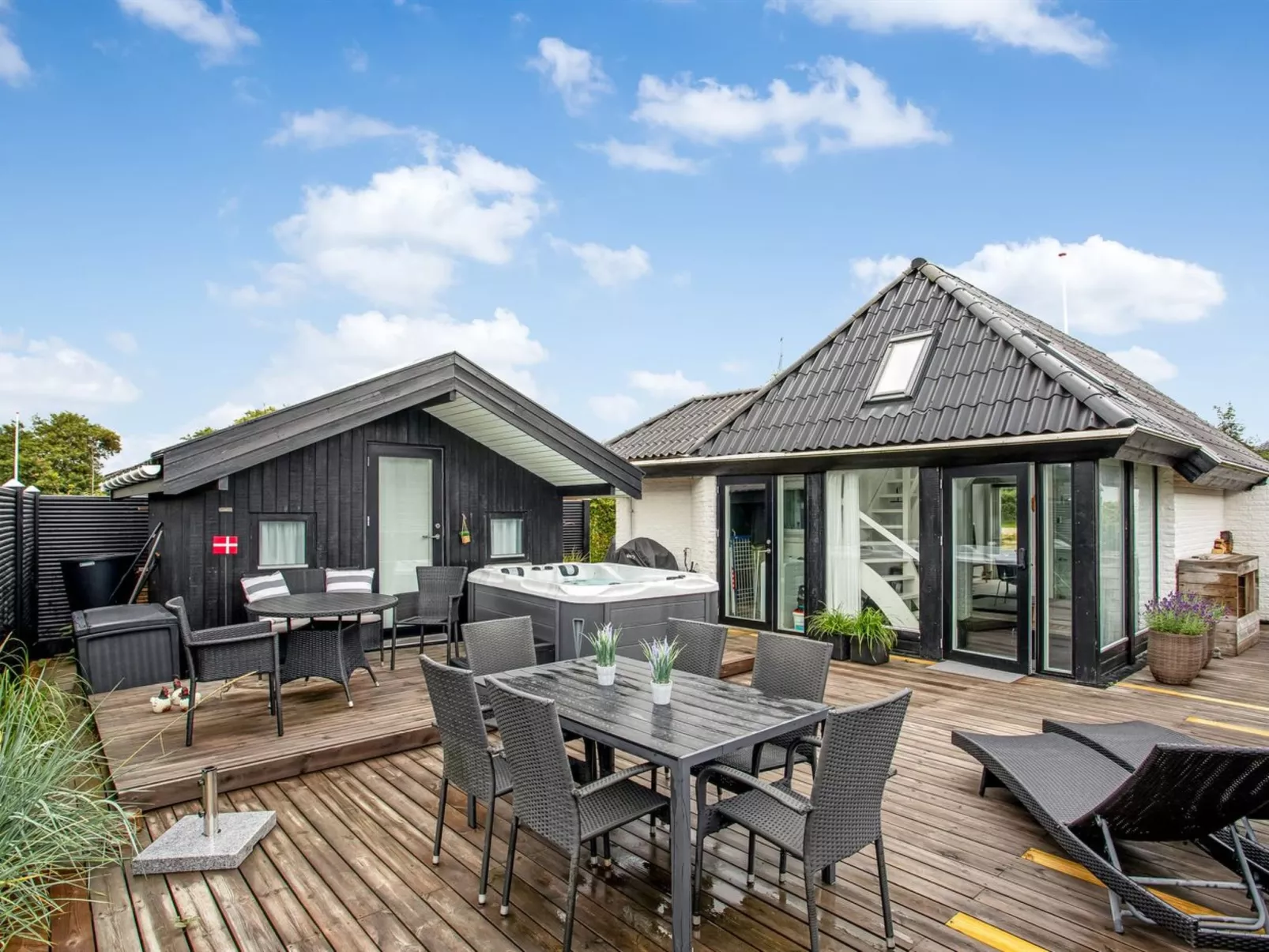 "Solfrid" - 150m from the sea-Buiten