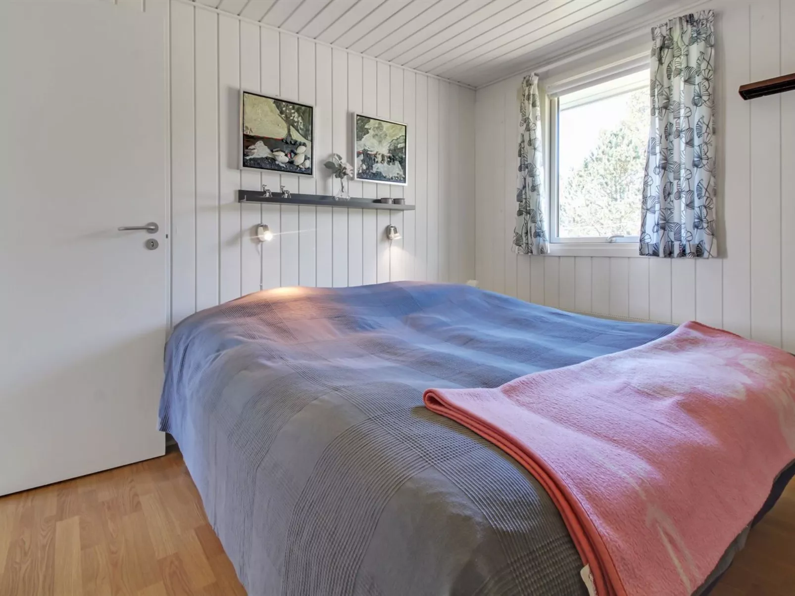 "Nadia" - 1.7km from the sea-Binnen