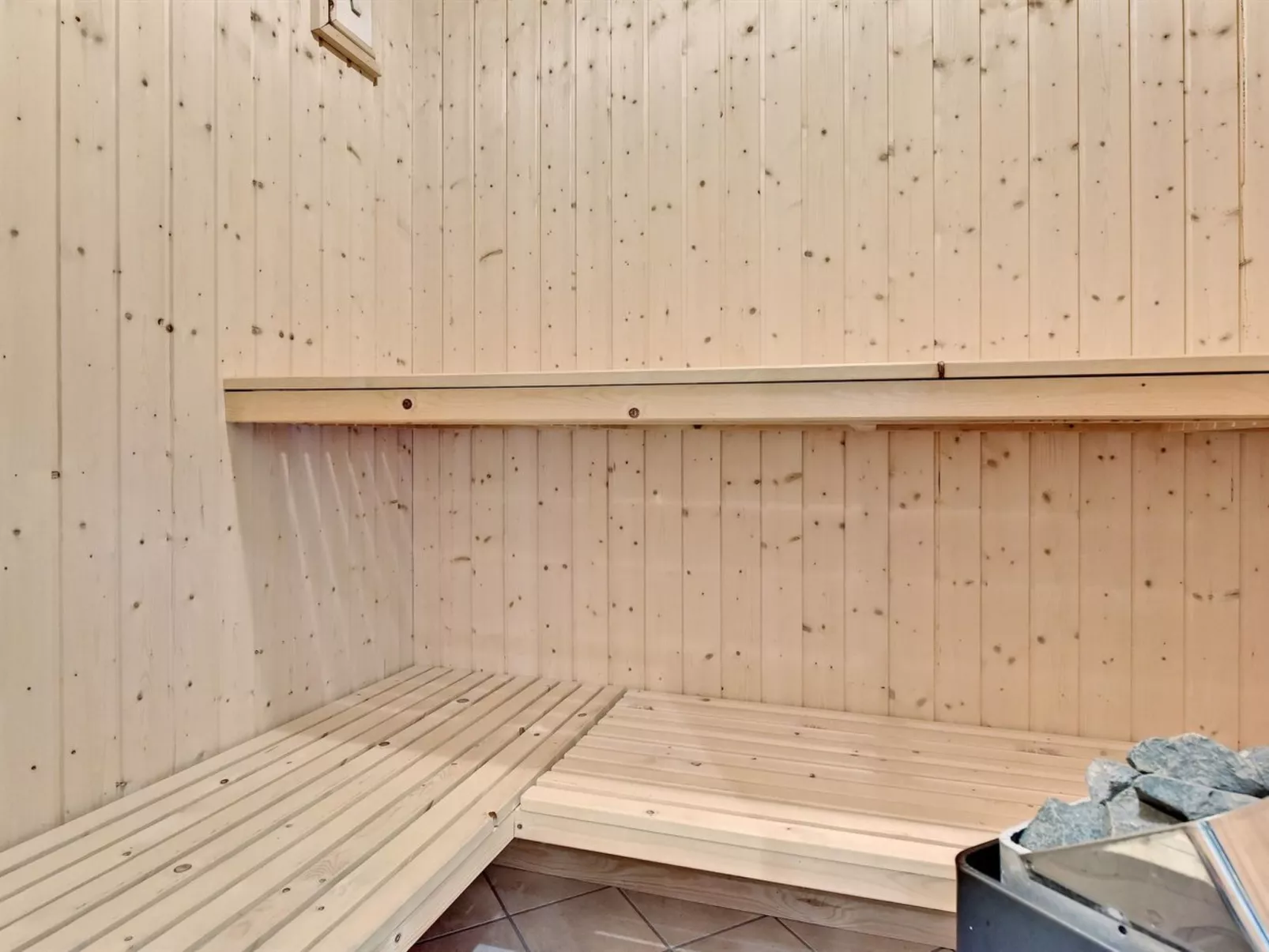 "Elli" - 700m from the sea-Binnen