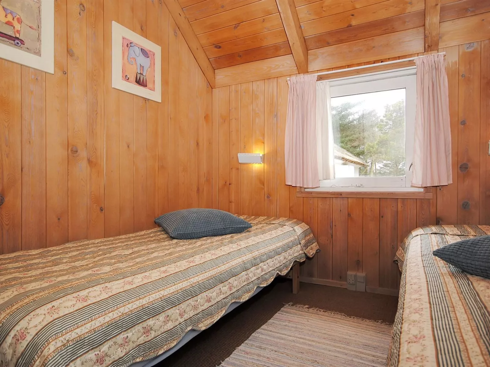 "Fredsine" - 900m from the sea-Binnen