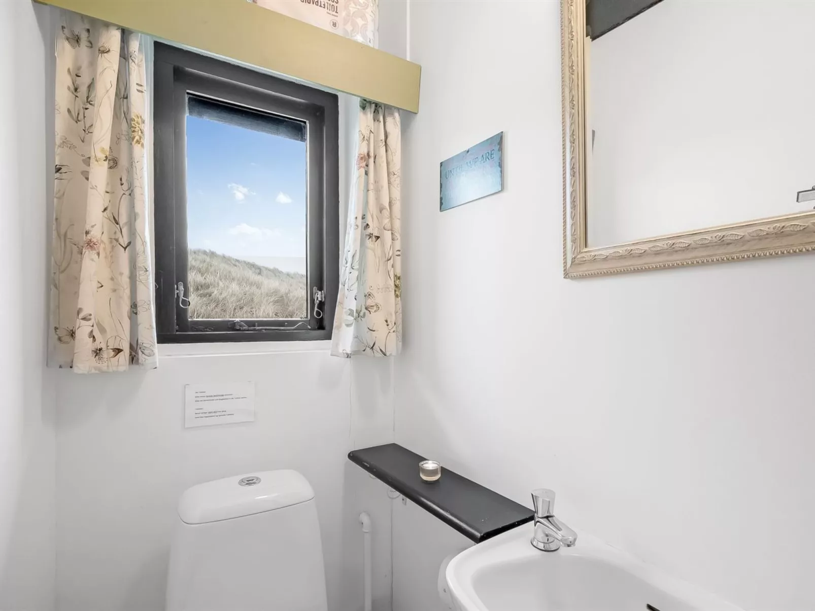 "Luzy" - 75m from the sea-Binnen