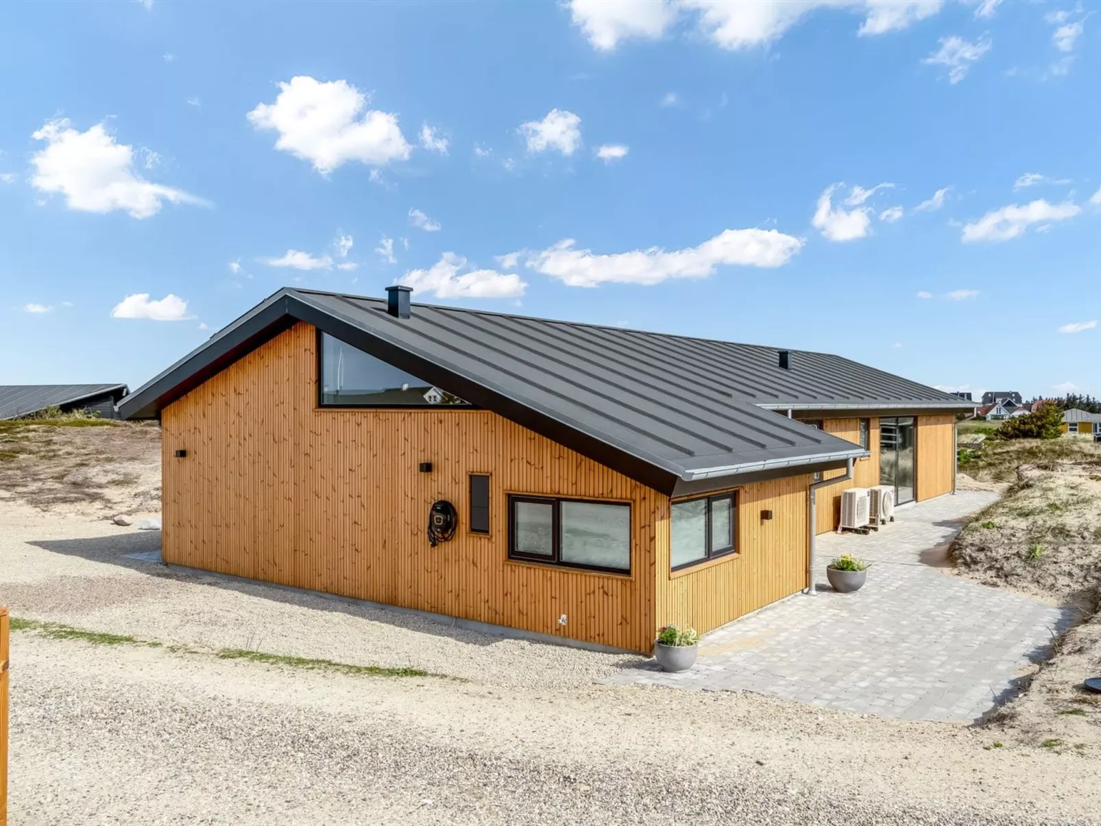 "Helga" - 650m from the sea-Buiten