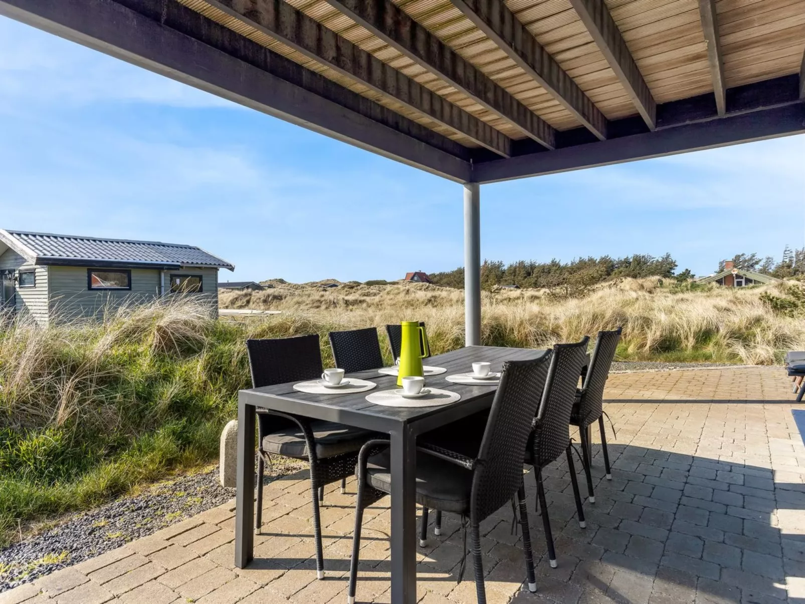 "Lilie" - 350m from the sea-Buiten