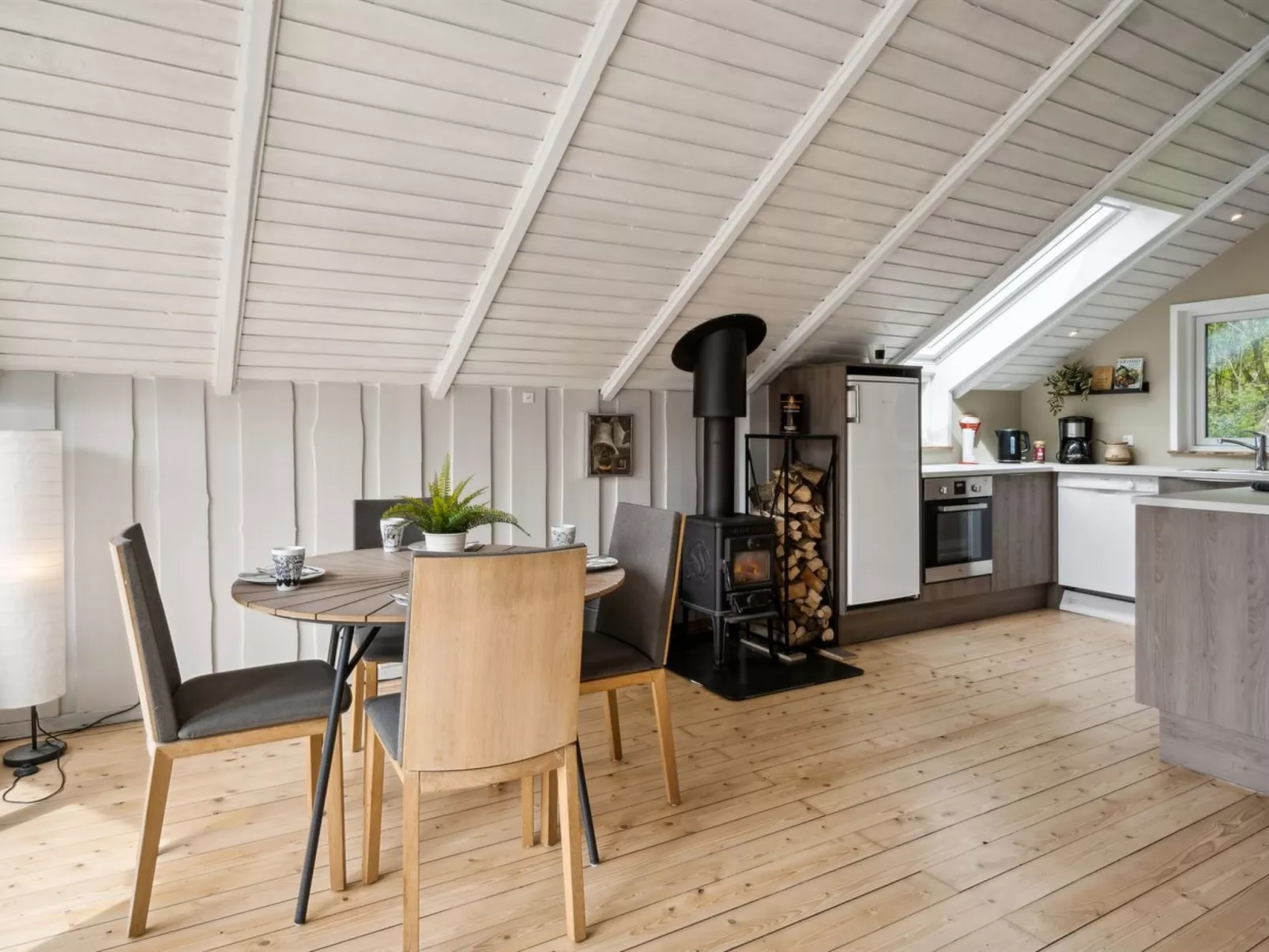 "Fenna" - 30km from the sea-Binnen