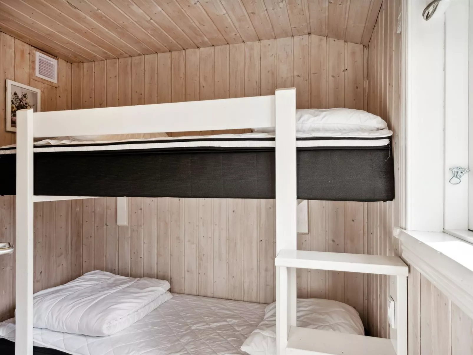 "Hermand" - 3.5km from the sea-Binnen