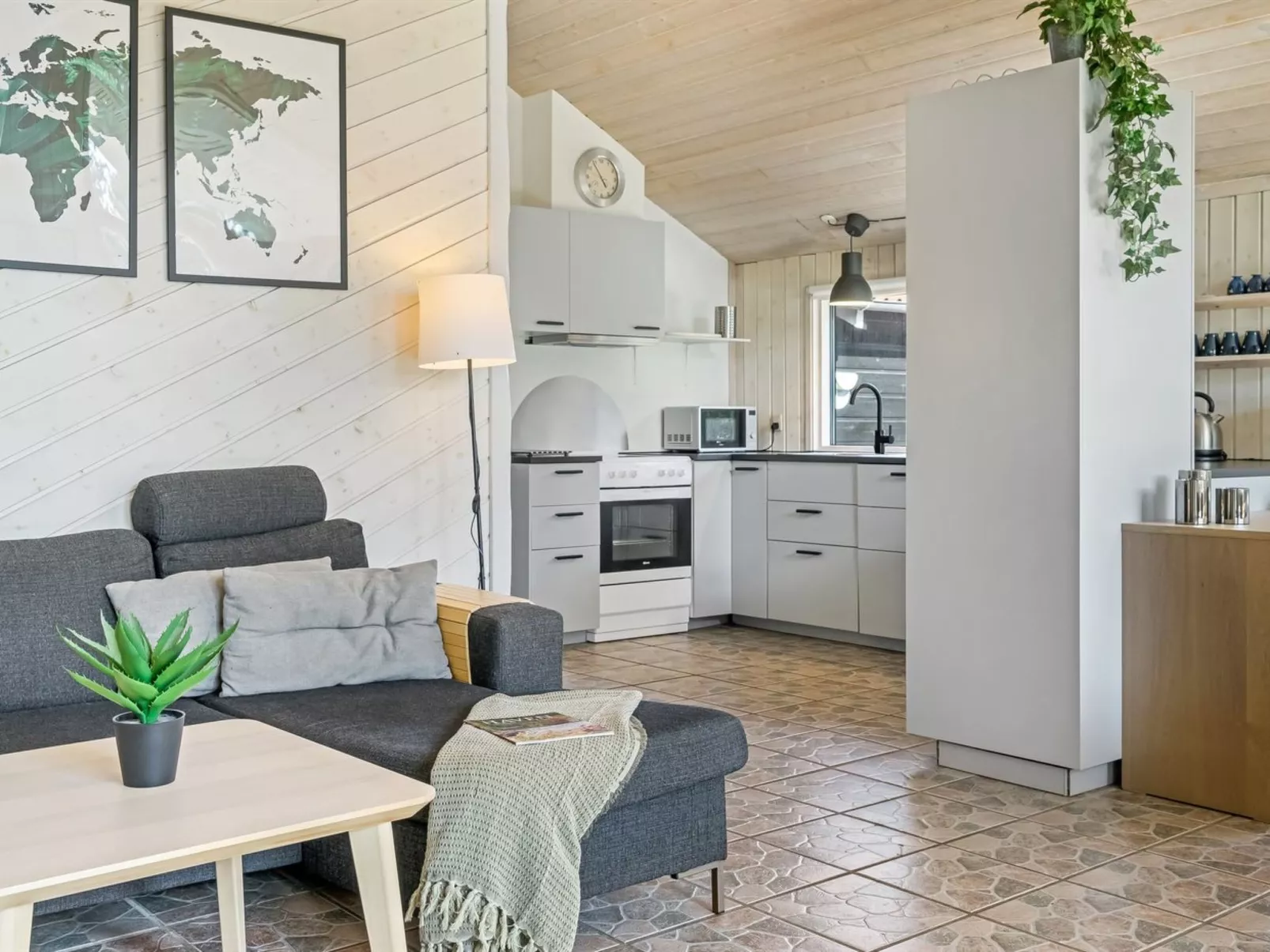 "Persa" -  from the sea-Binnen