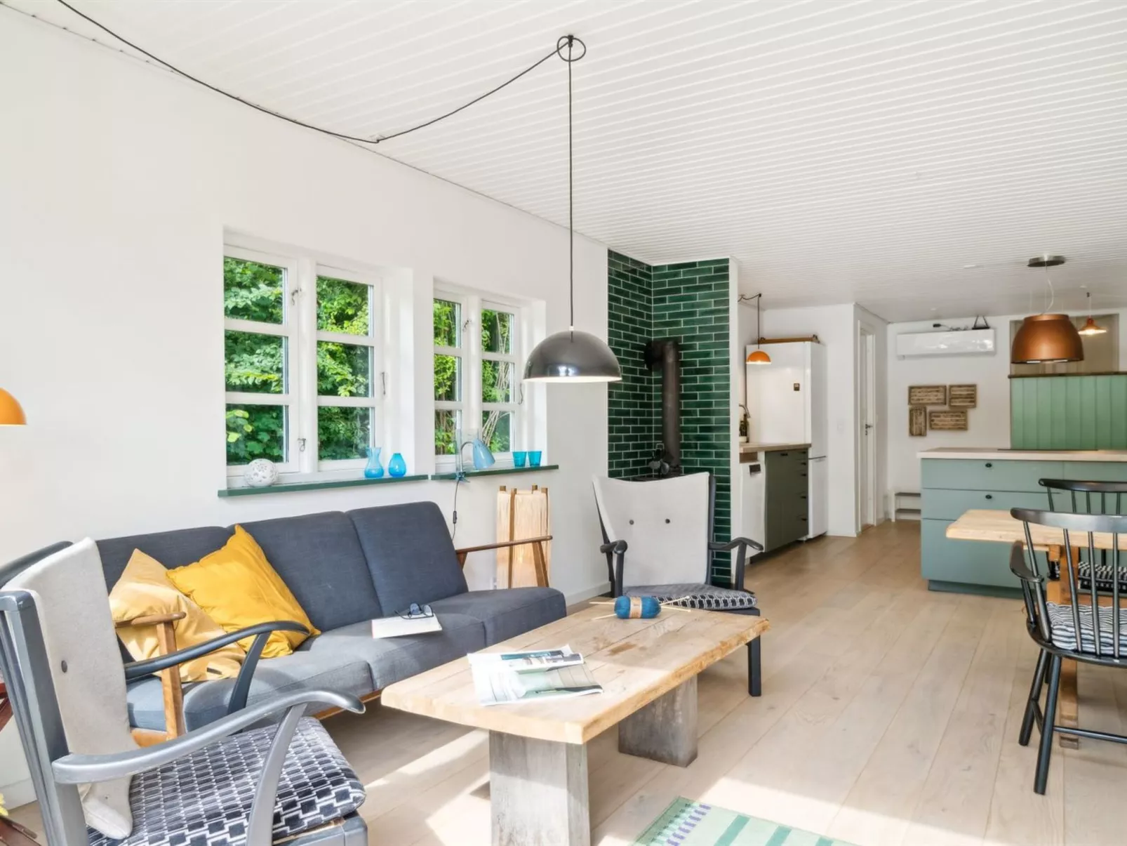 "Riana" - 700m from the sea-Binnen