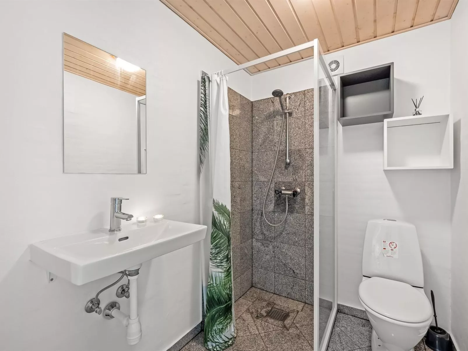 "Birette" - 1.2km from the sea-Binnen