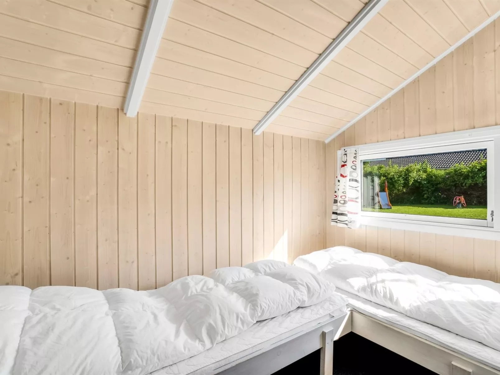 "Guja" - 250m from the sea-Binnen