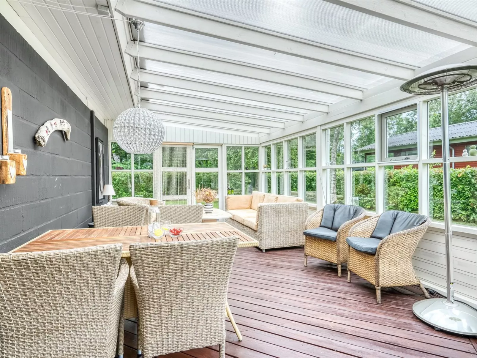 "Lyra" - 500m to the fjord-Binnen