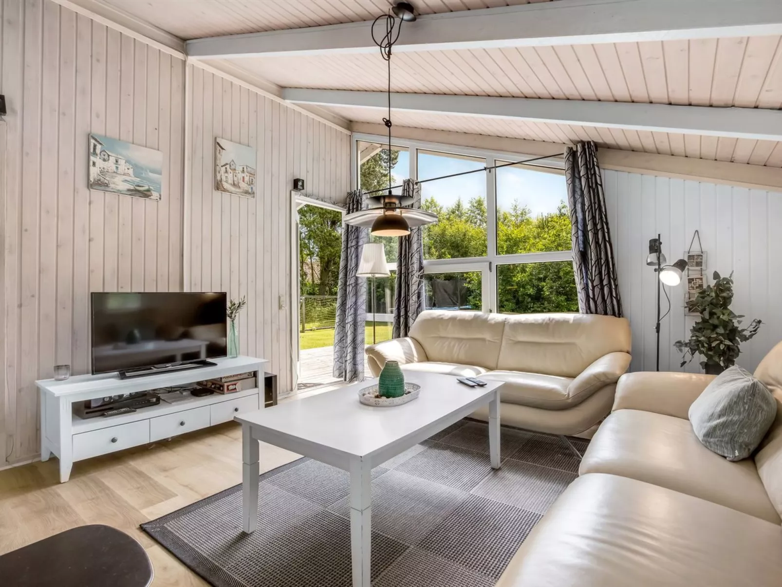 "Tabithe" - 500m from the sea-Binnen