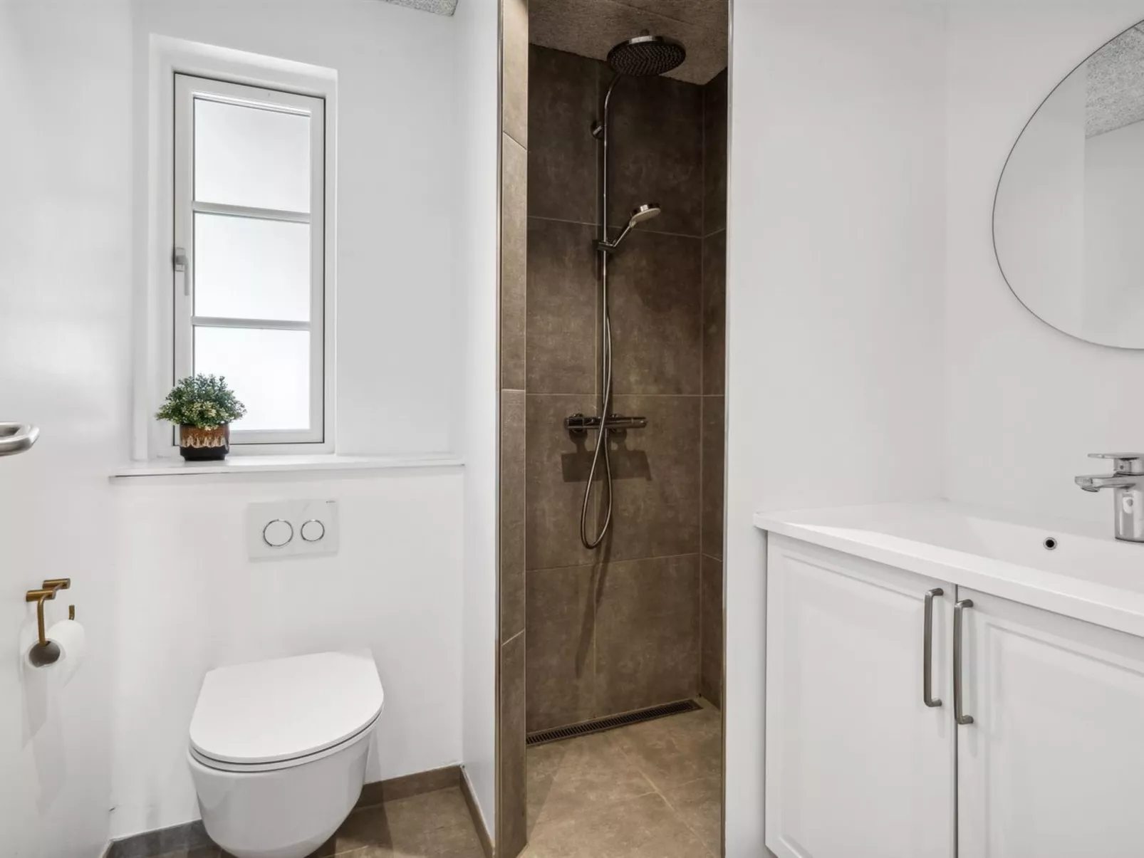 "Jalina" - 200m from the sea-Binnen