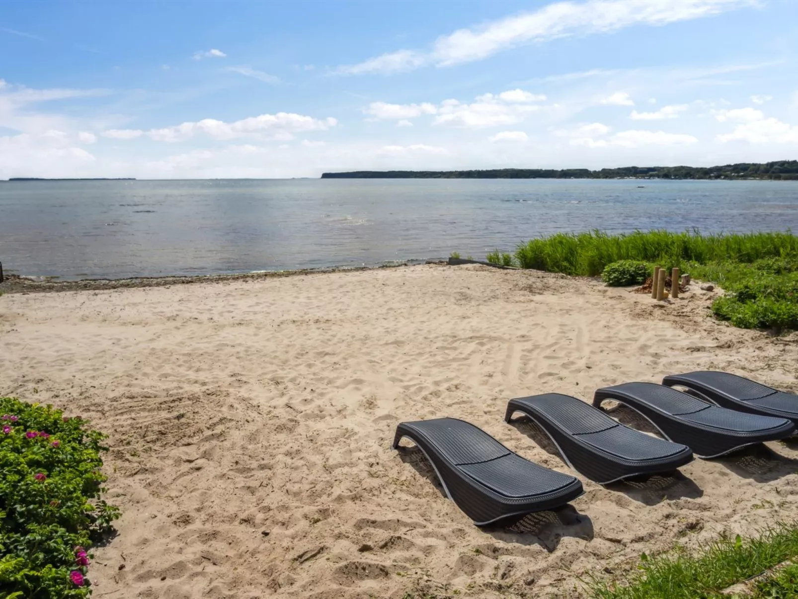 "Sten" - 30m from the sea-Buiten