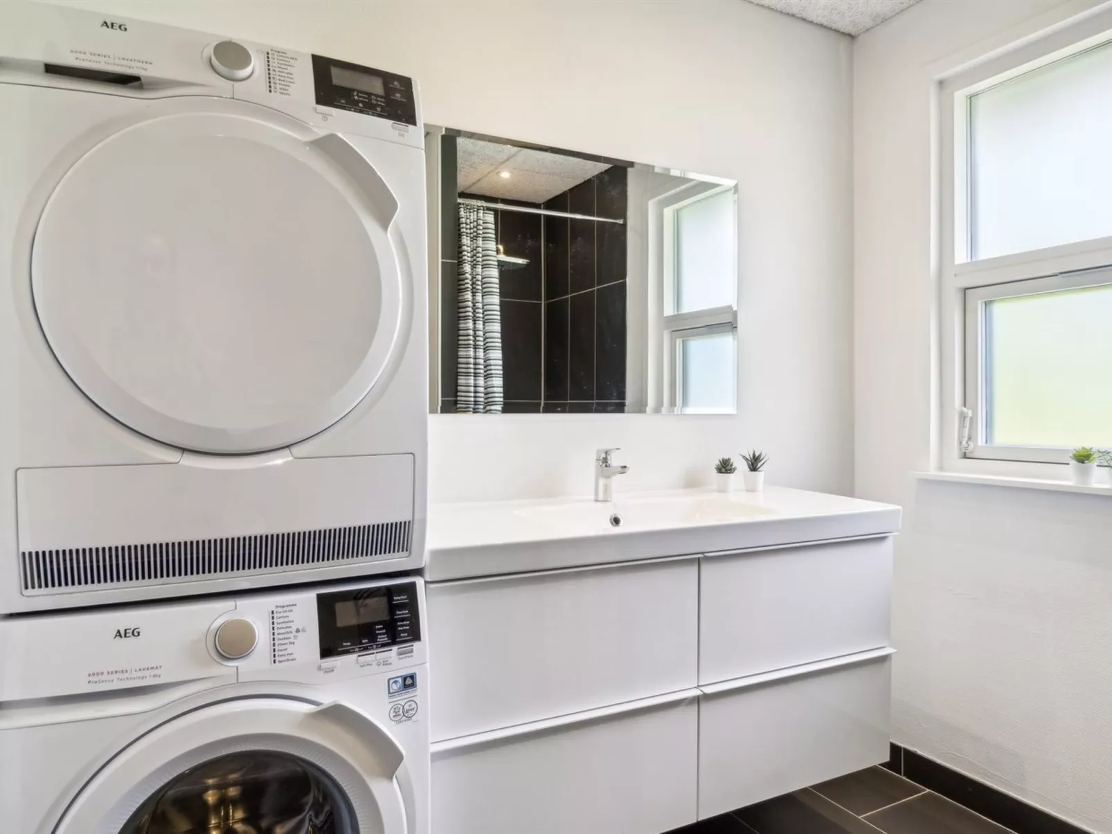 "Danja" - 1.7km from the sea-Binnen