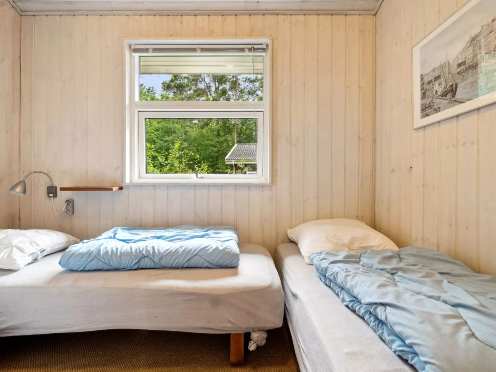 "Emmie" - 1.2km from the sea-Binnen