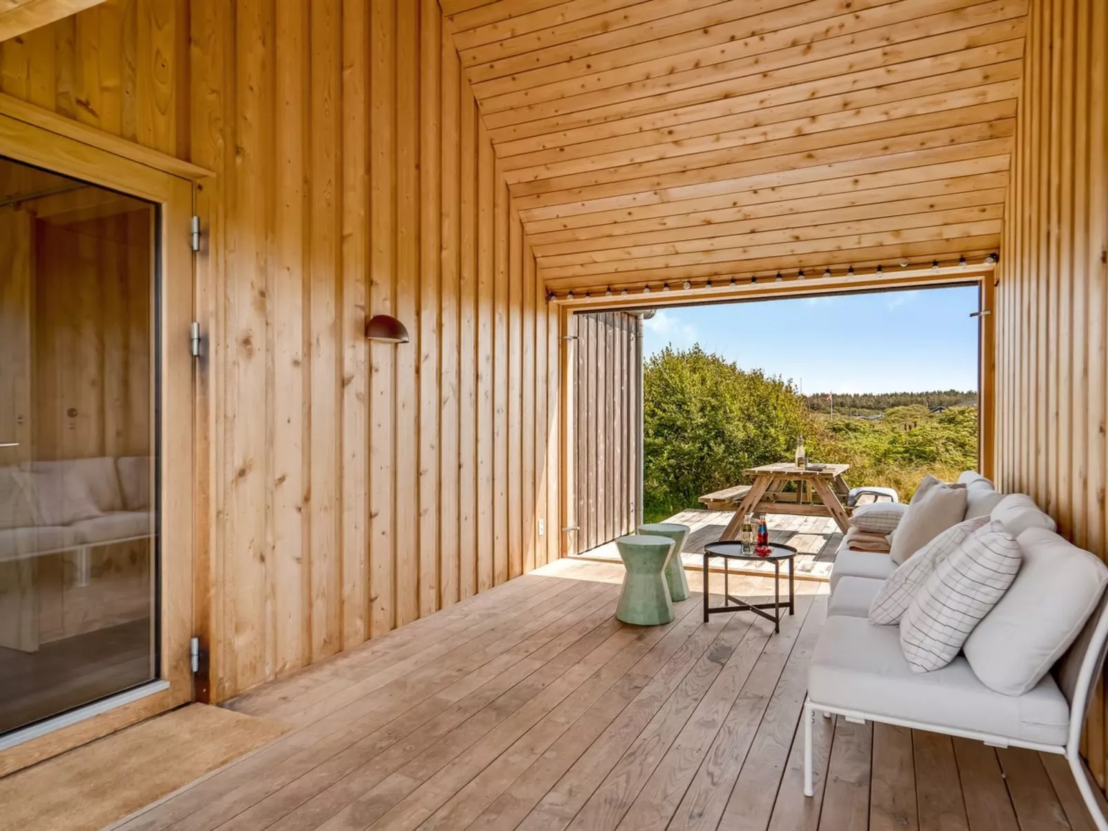 "Onni" - 250m from the sea-Buiten