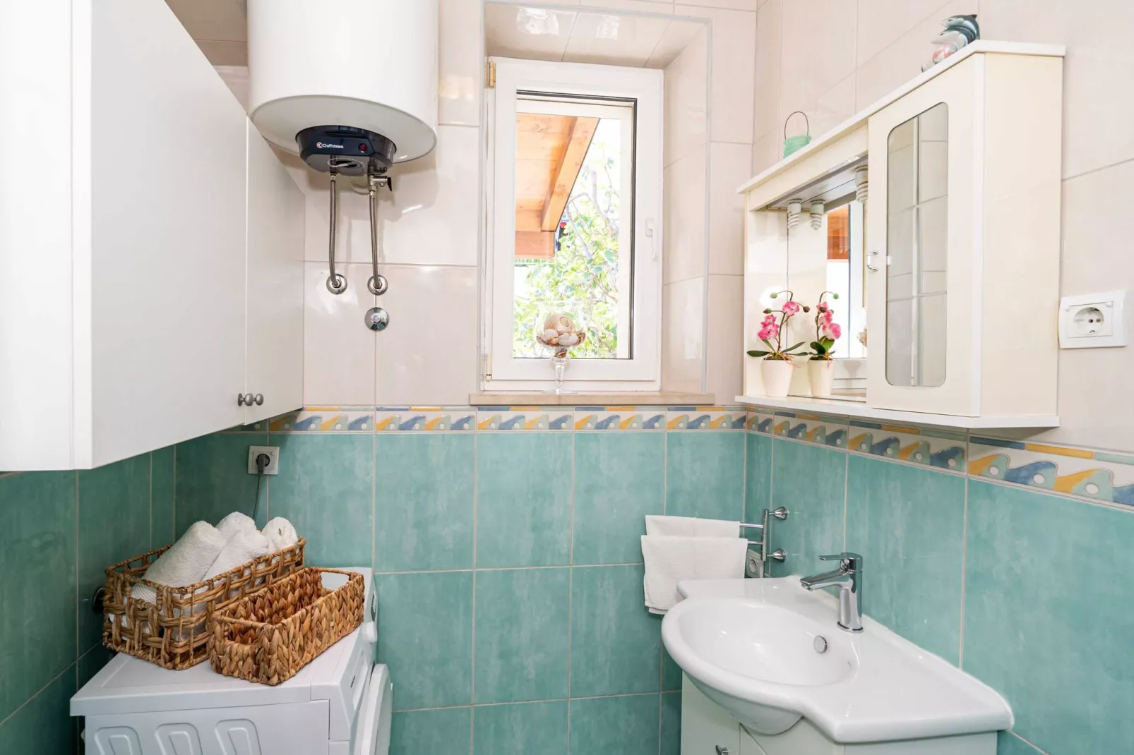 Apartments and Room Frane - Studio with Terrace-Badkamer